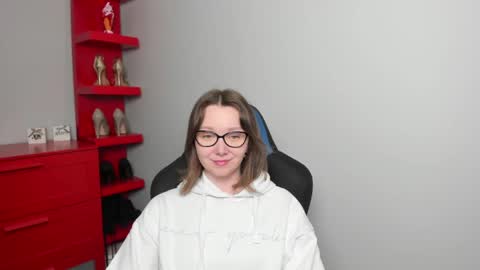 Zoe online show from March 27, 7:14 am