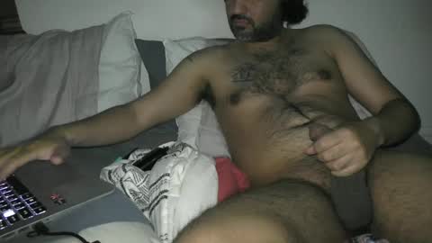 Snapshot of beaverpounder chatting on March 12, 6:29 am Beaverpounder free online show from March 12, 6:29 am