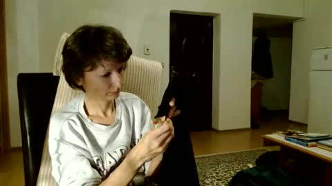Snapshot of bebacksooon chatting on December 21, 4:25 pm Raluca online show from December 21, 4:25 pm