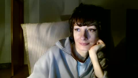 Snapshot of bebacksooon chatting on December 29, 5:33 pm Raluca online show from December 29, 5:33 pm