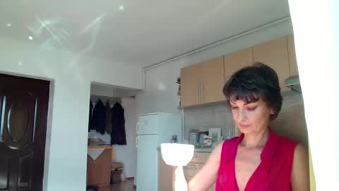 Snapshot of bebacksooon chatting on September 18, 12:40 pm Raluca online show from September 18, 12:40 pm