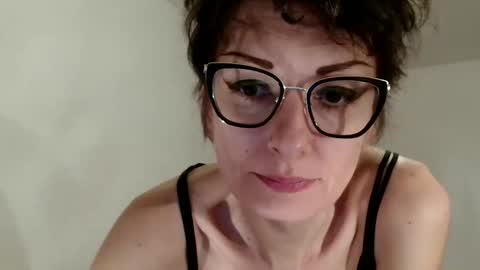 Raluca online show from March 15, 9:21 pm