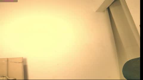 Jennifer online show from December 15, 5:44 am