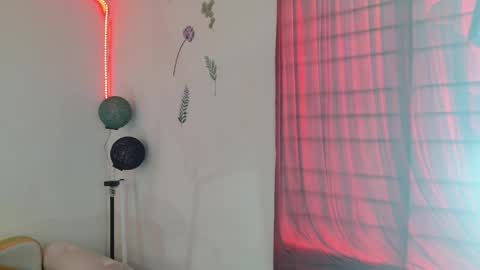 Snapshot of bebecita_hot1 chatting on May 5, 7:11 pm Bebecita HOT online show from May 5, 7:11 pm