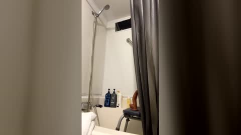 bebegirl6 online show from April 13, 11:10 pm