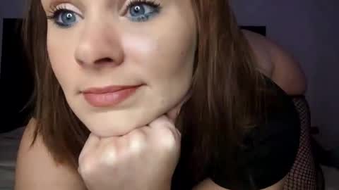 BECKY BOO  online show from April 8, 9:09 am