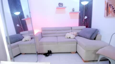 Victoria  online show from March 5, 10:55 am