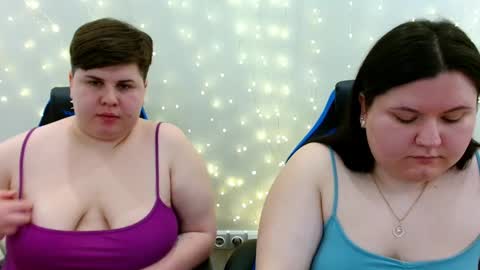 BeckyAndEllen online show from February 10, 12:42 pm