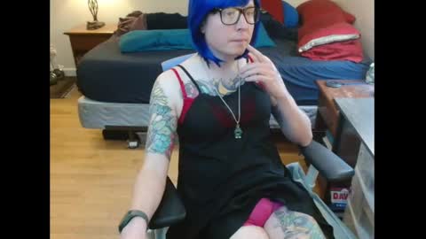 BeckyKinkg online show from January 1, 4:18 pm
