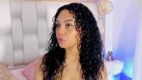 Snapshot of beckyrusso2 chatting on March 12, 12:47 pm B E C K Y online show from March 12, 12:47 pm