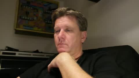 Snapshot of beefeater_7 chatting on December 1, 7:08 pm beefeater_7 online show from December 1, 7:08 pm