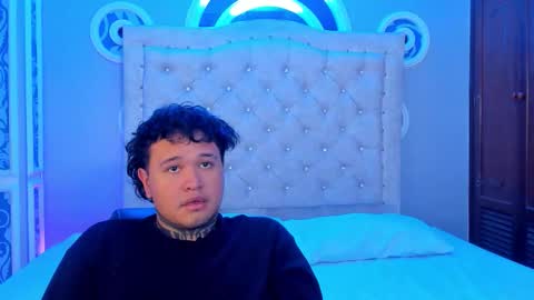 beele_and_evie online show from February 28, 8:10 pm