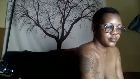 beencee2 online show from May 28, 2:20 am