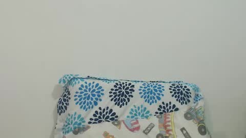 Snapshot of beentage chatting on December 6, 4:25 am Alex online show from December 6, 4:25 am