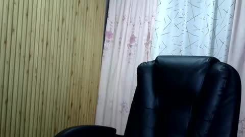 brandonjames online show from March 1, 9:06 pm