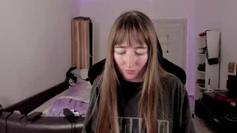 Lisa online show from September 19, 6:19 pm