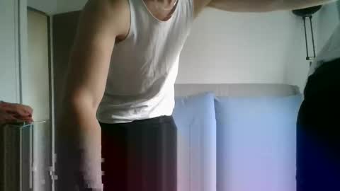 Snapshot of bel7ebite chatting on January 15, 11:43 am bel7ebite online show from January 15, 11:43 am