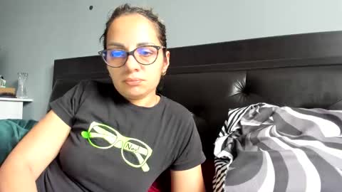 Snapshot of bela747741 chatting on May 12, 7:49 am kevin and Bella online show from May 12, 7:49 am