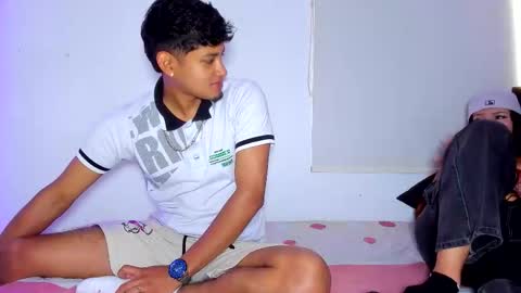 BELA Y LIAM online show from January 7, 7:49 pm