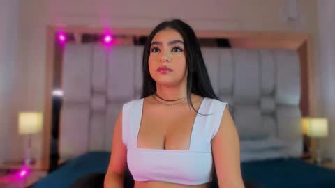 Snapshot of bela_cox chatting on September 24, 11:46 am Bela  online show from September 24, 11:46 am