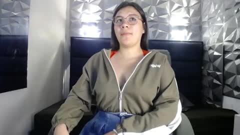 Snapshot of belen_green chatting on April 21, 11:16 am Belen online show from April 21, 11:16 am