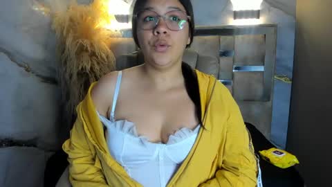 Snapshot of belen_green chatting on May 1, 11:26 am Belen online show from May 1, 11:26 am