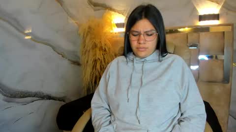 Snapshot of belen_green chatting on May 2, 1:49 pm Belen online show from May 2, 1:49 pm