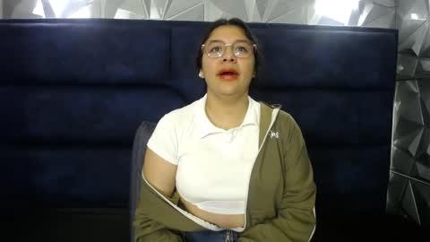 Snapshot of belen_green chatting on May 16, 1:43 pm Belen online show from May 16, 1:43 pm