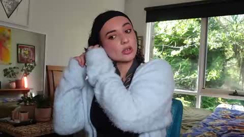 Snapshot of belen_osqura chatting on July 9, 4:38 am Alt Aussie online show from July 9, 4:38 am