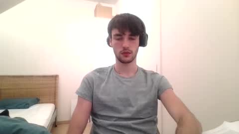 belgiandick2408 online show from January 9, 8:33 pm