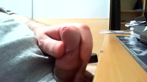 belgianfatcock online show from March 9, 2:26 am