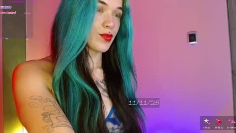   online show from November 11, 3:45 pm