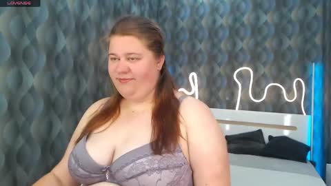 bella_blvack online show from May 30, 6:10 am