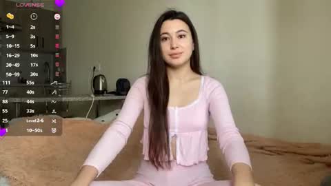 Snapshot of bella_gasp chatting on July 17, 5:03 am Jane online show from July 17, 5:03 am
