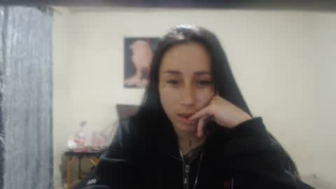 bella_luna34 online show from April 14, 3:34 am