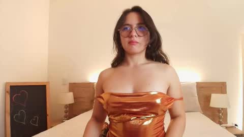 Bella online show from March 20, 7:30 pm