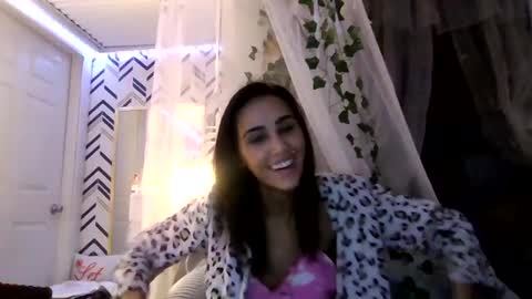 Snapshot of bellaboo999 chatting on January 26, 2:45 am bellaboo999 online show from January 26, 2:45 am