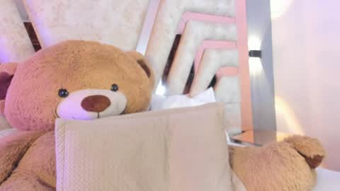 bellaboobs_ online show from June 8, 1:28 am
