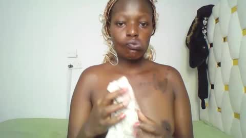 Snapshot of bellah8 chatting on December 21, 12:45 pm bellah online show from December 21, 12:45 pm