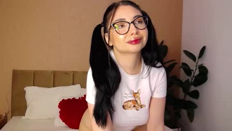 Snapshot of bellahere chatting on February 27, 8:14 am Diana online show from February 27, 8:14 am