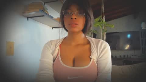 Bellah online show from March 27, 10:53 pm