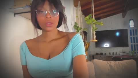 Bellah online show from March 28, 10:09 pm