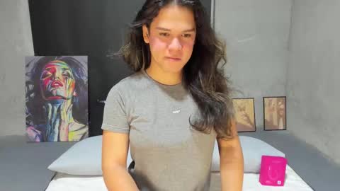 BellaLovesHerFellas online show from January 31, 9:46 pm