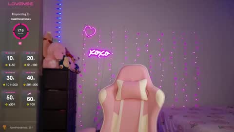 Bella Monroe online show from October 7, 4:09 am