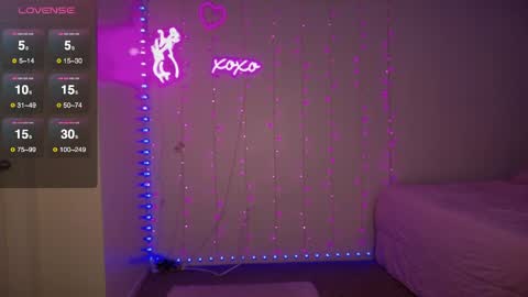 Bella Monroe online show from May 21, 5:03 am