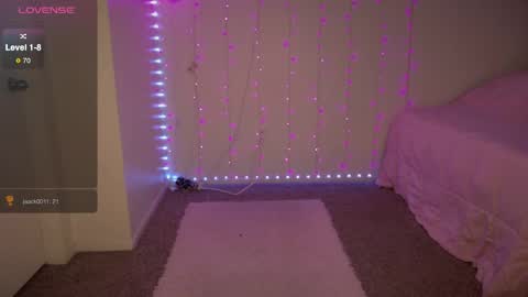 Bella Monroe online show from May 27, 4:31 am