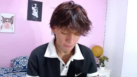 bellamy_094 online show from May 25, 12:55 pm