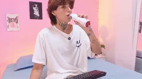 bellamy_094 online show from June 30, 7:15 pm