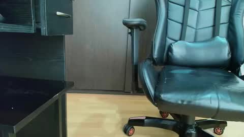 Camille  online show from February 7, 9:40 pm