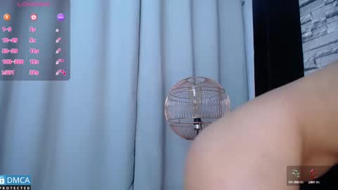   online show from March 12, 11:01 pm